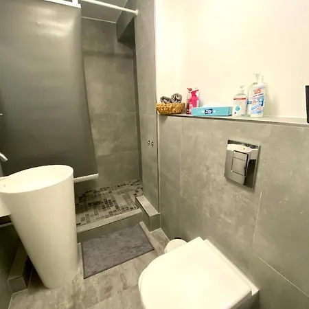 Apartment Im Grünen Von *