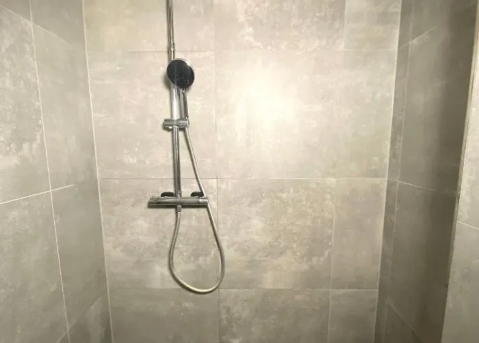 Im Gruenen Von Appartement